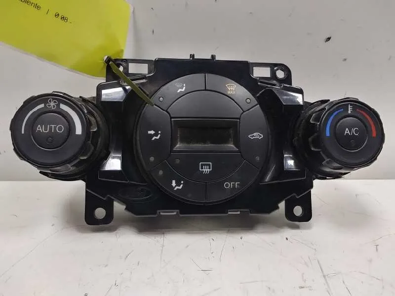 Mando Climatizador para Ford Fiesta (Cb1)