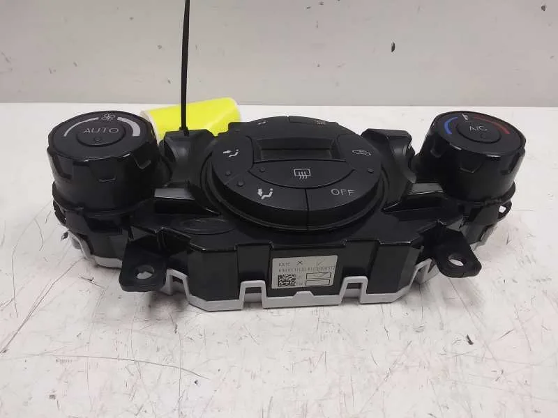 Mando Climatizador para Ford Fiesta (Cb1)