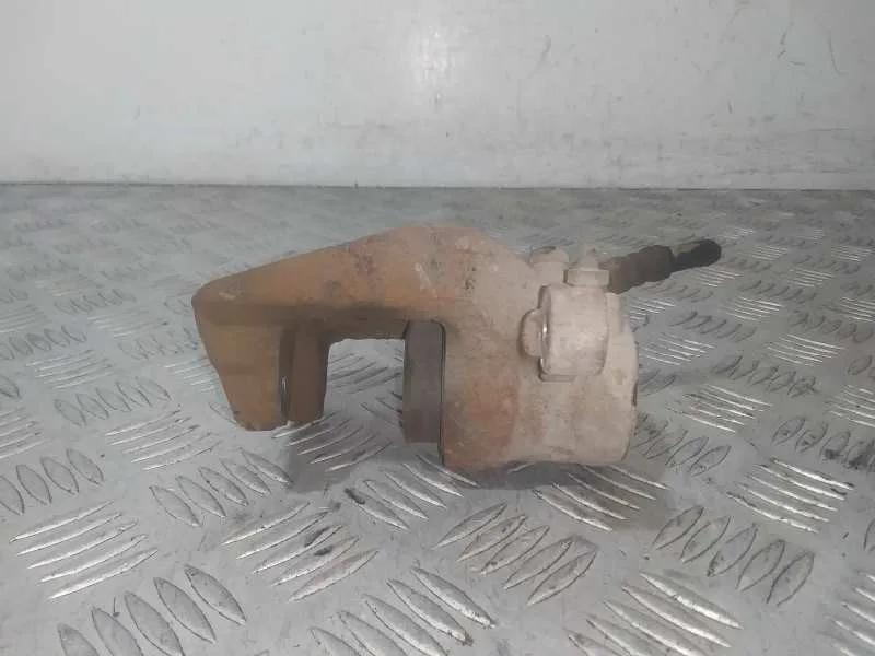Pinza Freno Trasera Izquierda para Toyota Avensis Berlina (T25)
