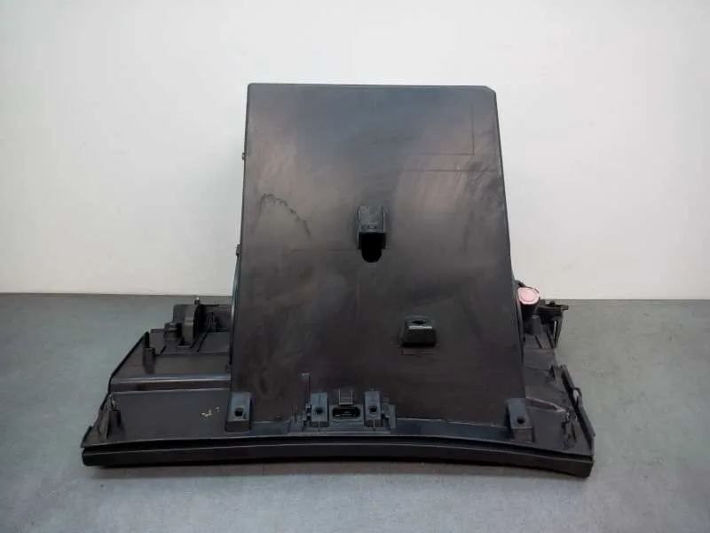 Guantera para Nissan Qashqai (J10)