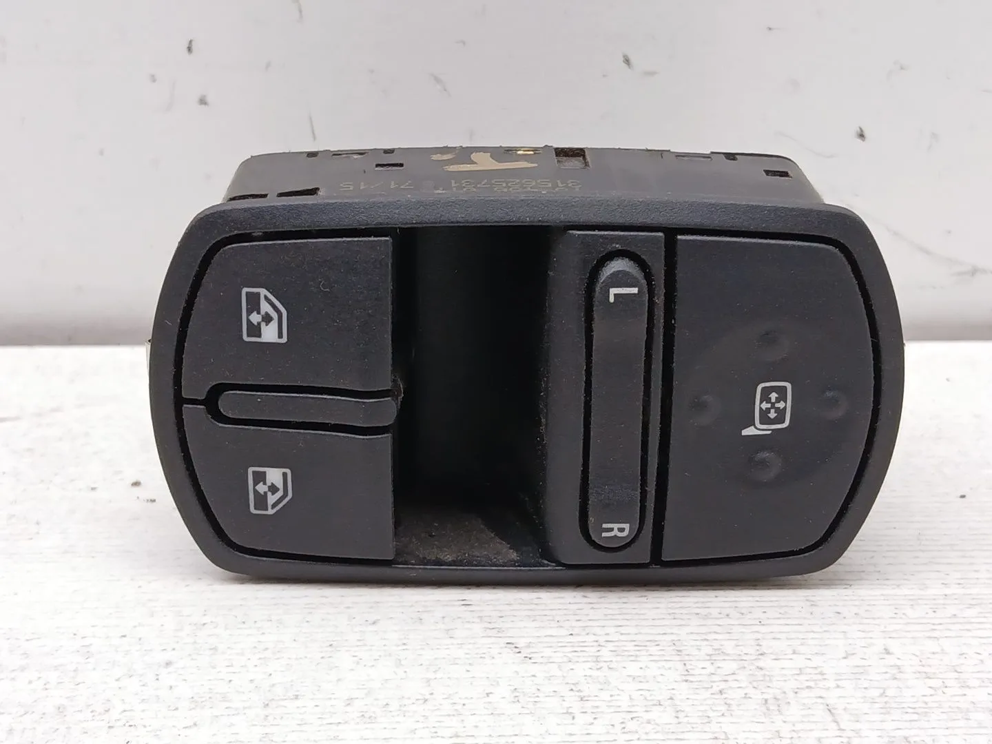 Mando Elevalunas Delantero Izquierdo para Opel Corsa E