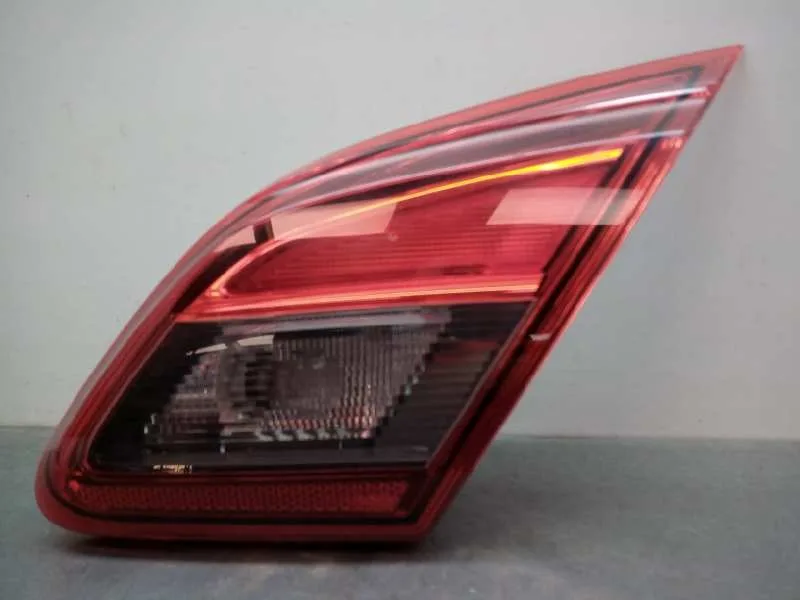 Piloto Trasero Derecho Interior para Opel Corsa E