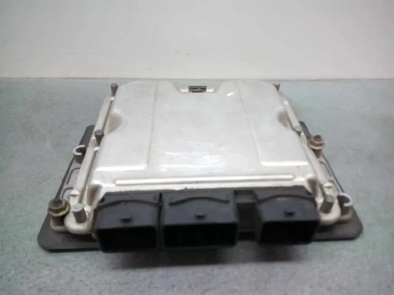 Centralita Motor Uce para Peugeot 307 Break / Sw (S1)