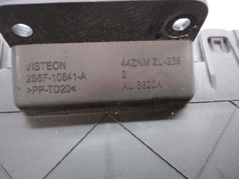 Cuadro Instrumentos para Ford Fiesta (Cbk)