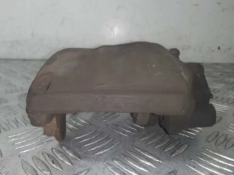 Pinza Freno Delantera Derecha para Volkswagen Passat Berlina (3C2)