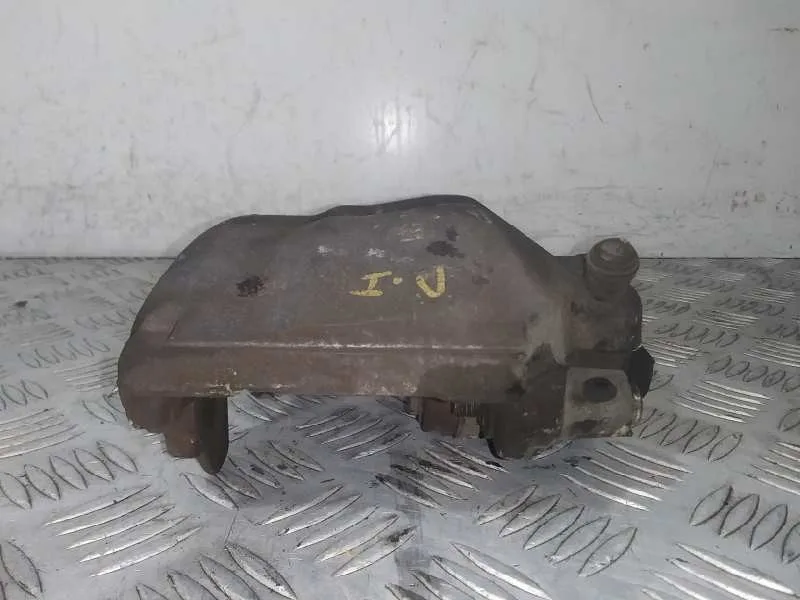 Pinza Freno Delantera Izquierda para Volkswagen Passat Berlina (3C2)