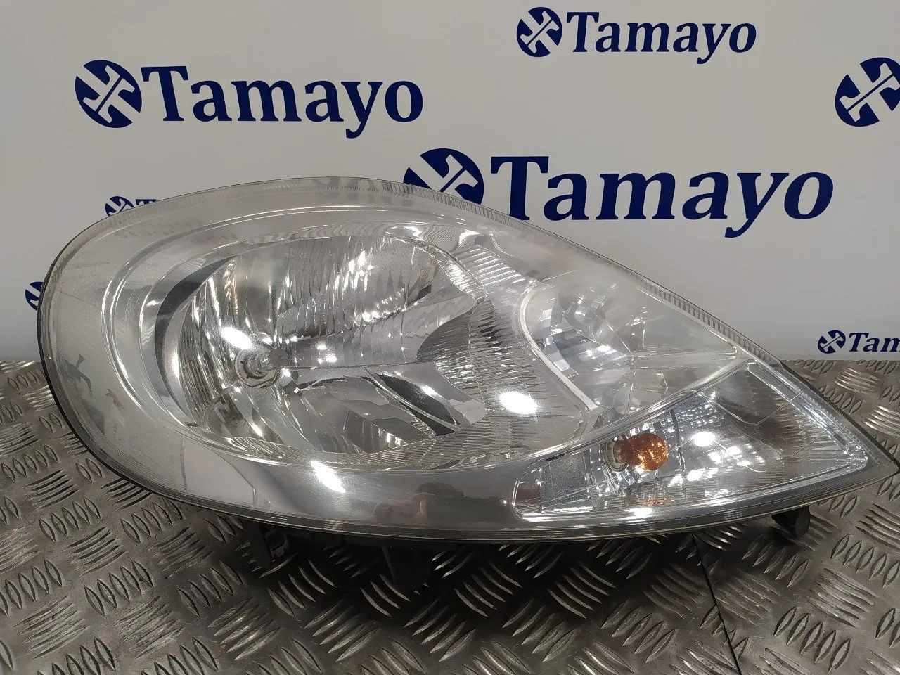 Faro Derecho para Renault Trafic Caja Cerrada (Ab 4.01)