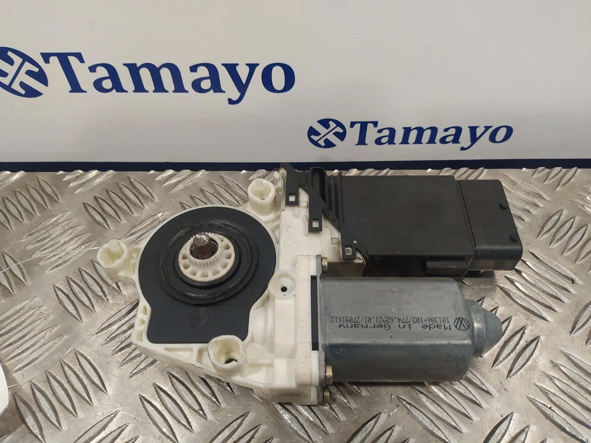 Motor Elevalunas Delantero Derecho para Seat Leon (1M1)