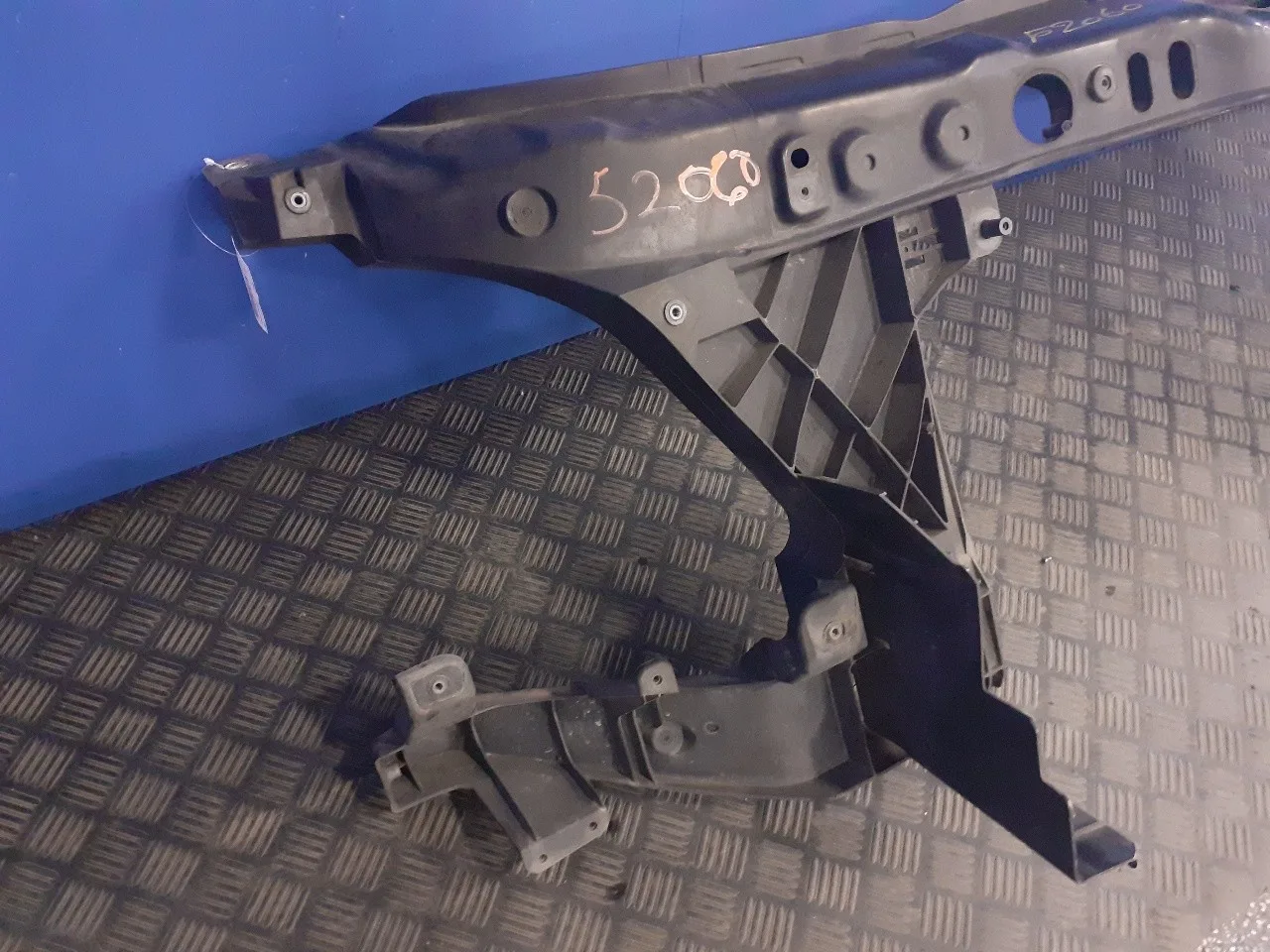 Panel Frontal para Mercedes-Benz Sprinterii Caja Cerrada (Desde 01.06)