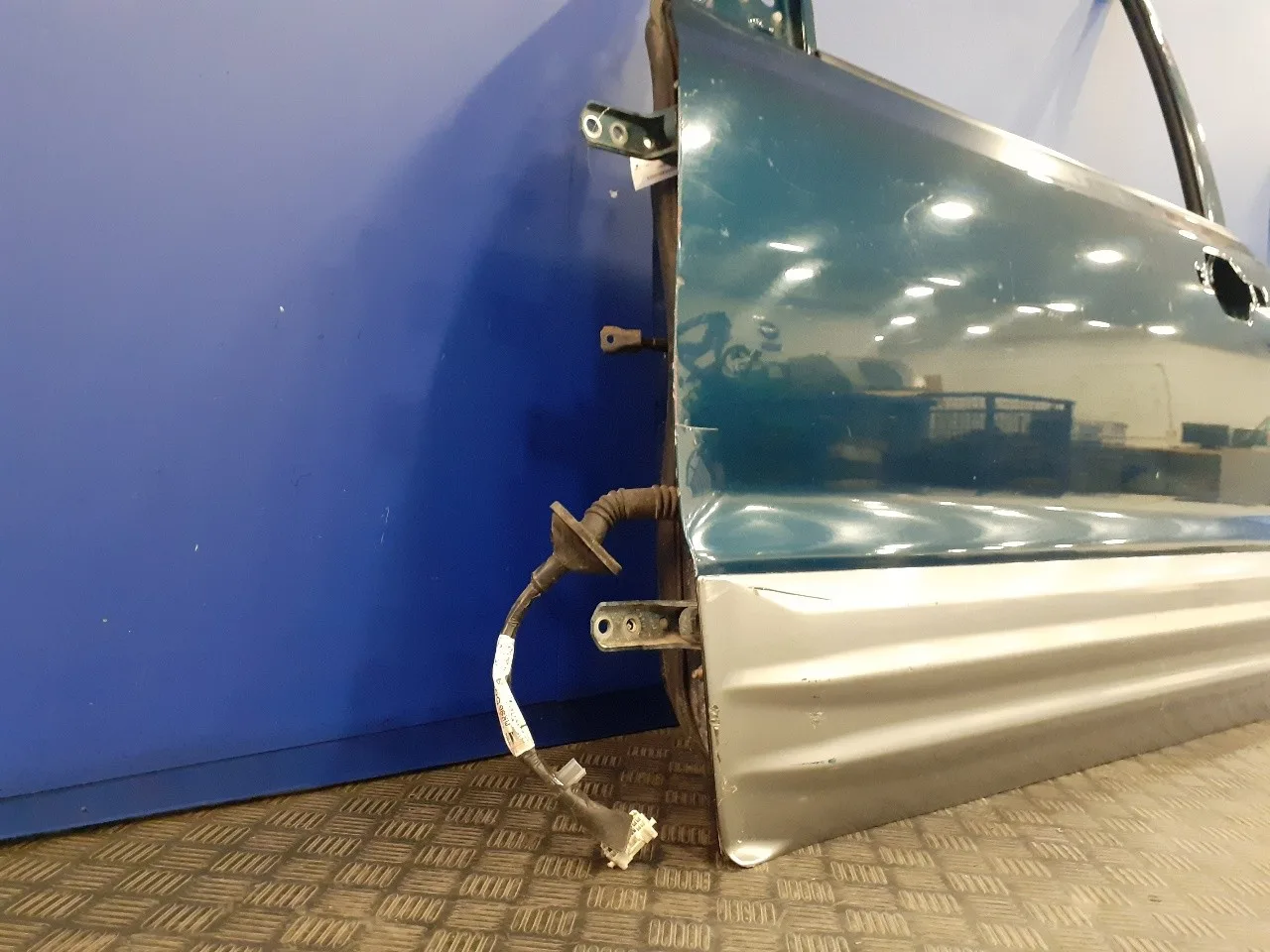 Puerta Delantera Izquierda para Mitsubishi Montero (V60/V70)