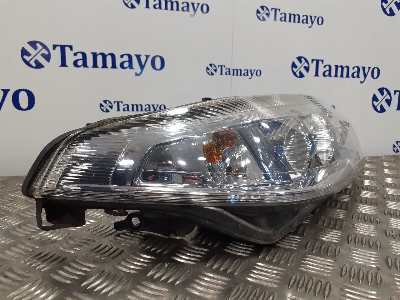 Faro Derecho para Renault Laguna Ii (Bg0)