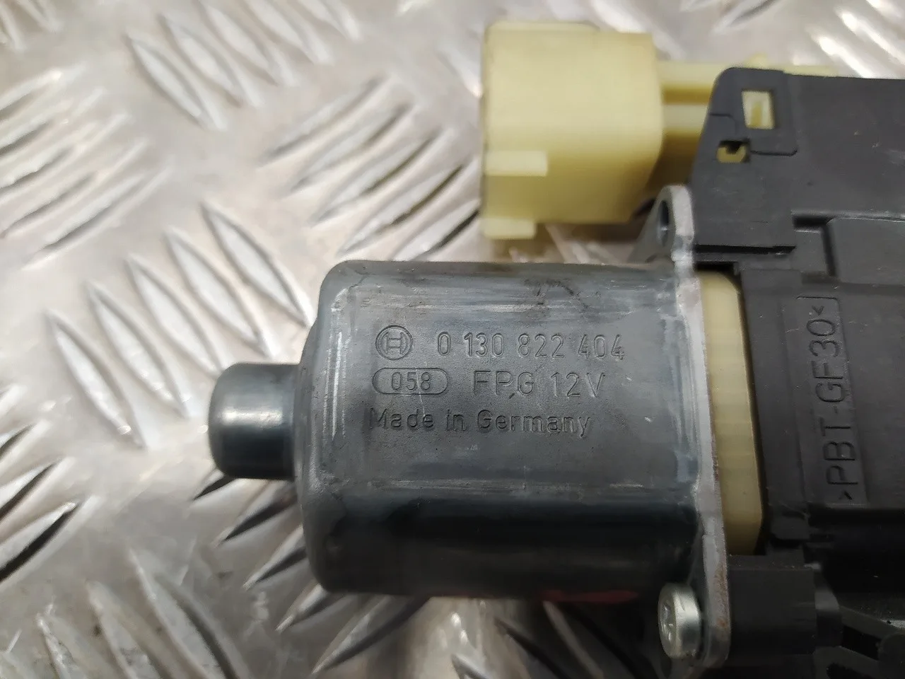 Motor Elevalunas Delantero Izquierdo para Ford Fiesta (Cb1)