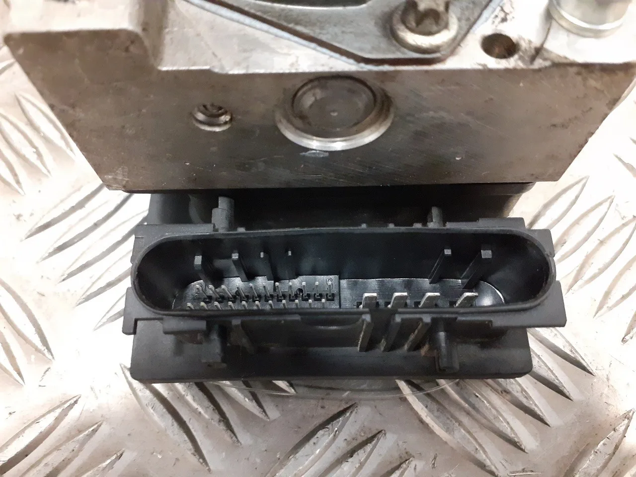 Abs para Nissan Micra (K12E)