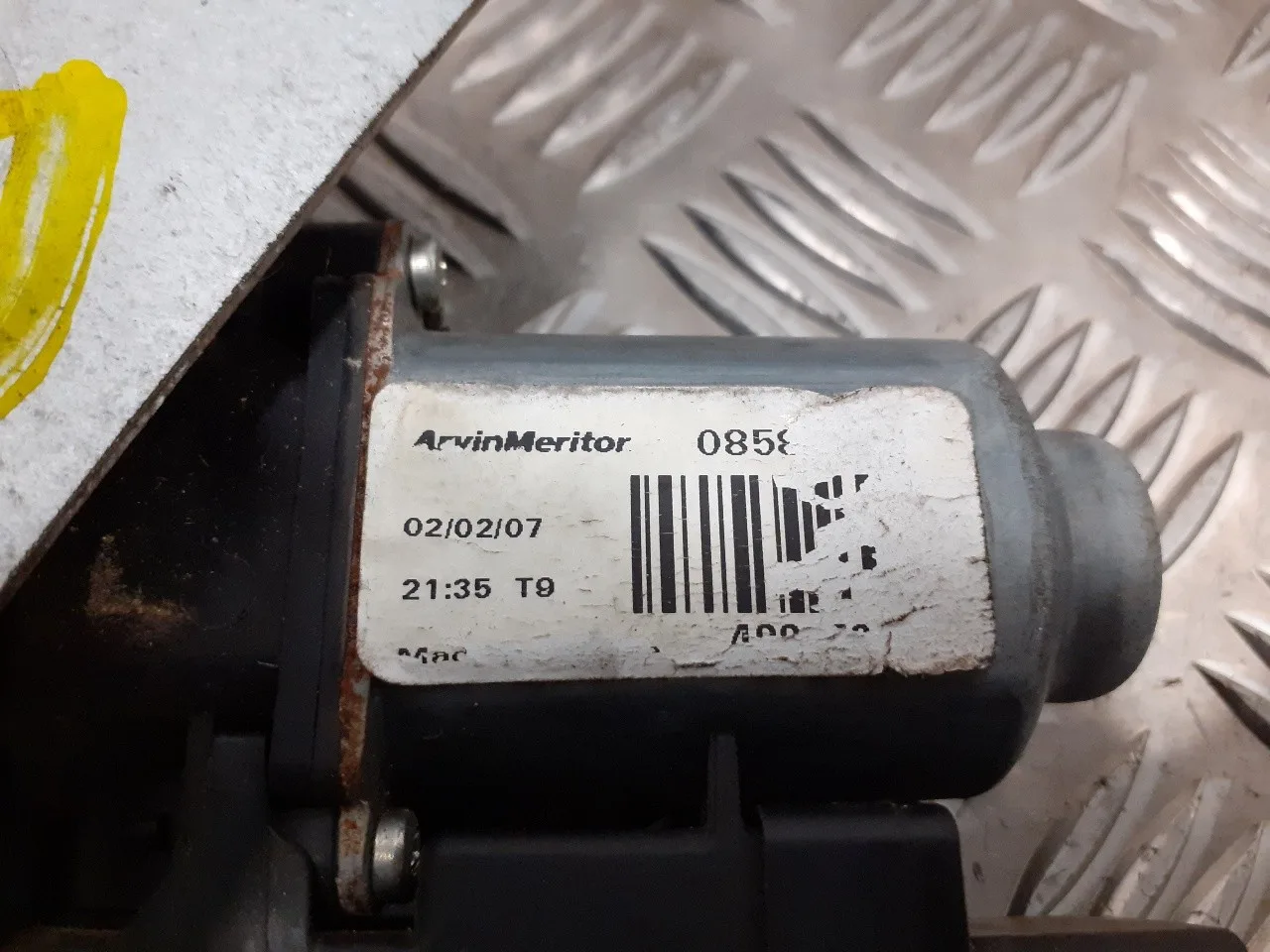 Elevalunas Delantero Izquierdo para Renault Clio Iii