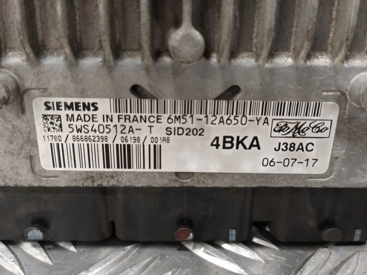 Centralita Motor Uce para Ford Focus Berlina (Cap)