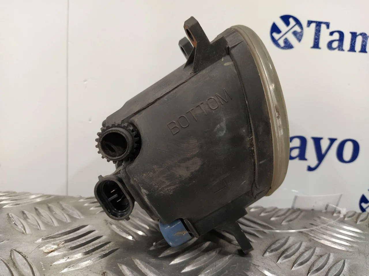 Faro Antiniebla Izquierdo para Toyota Auris