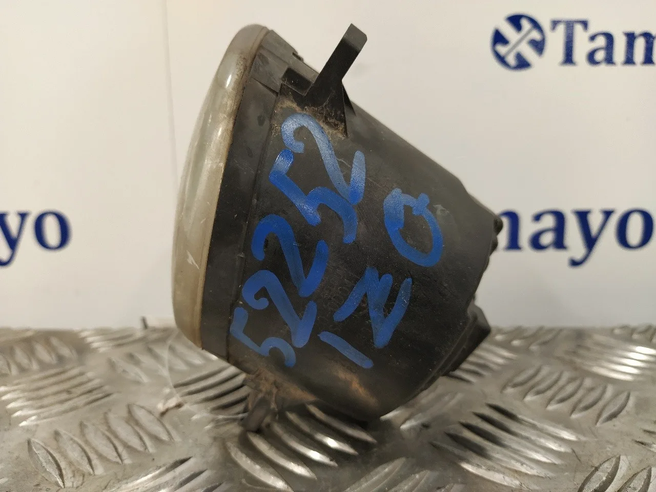 Faro Antiniebla Izquierdo para Toyota Auris