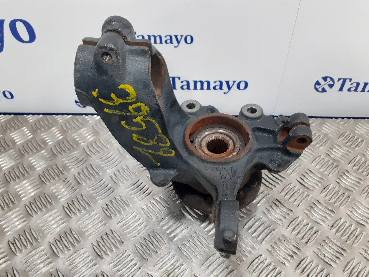Mangueta Delantera Izquierda para Ford Focus Turn. (Cb8)