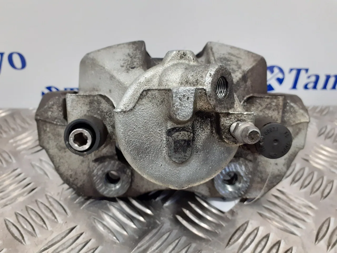 Pinza Freno Delantera Derecha para Ford Focus Turn. (Cb8)