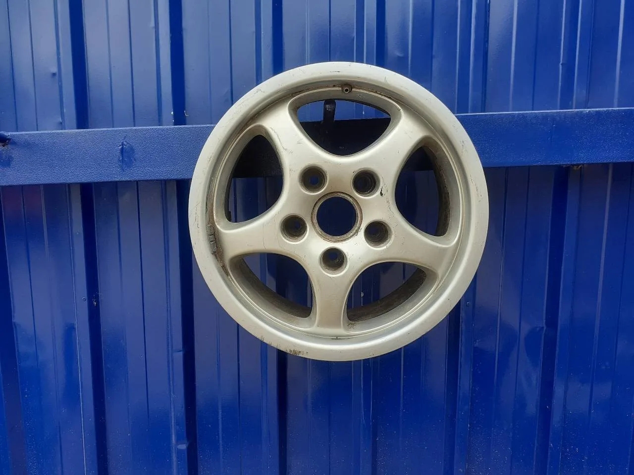 Llanta para Porsche 944