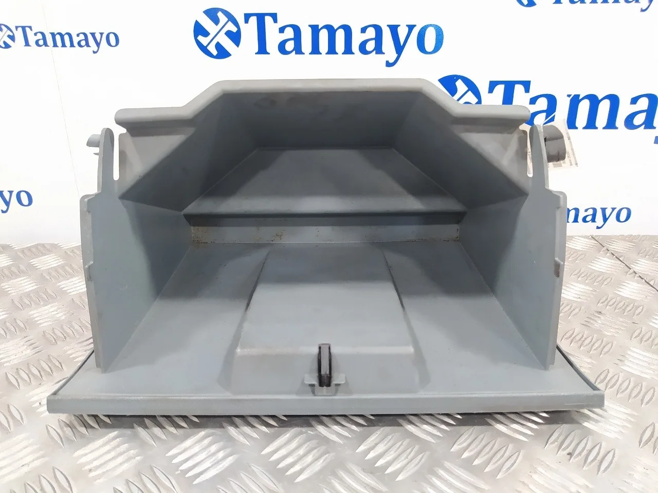 Guantera para Ford Transit Caja Cerrada '06