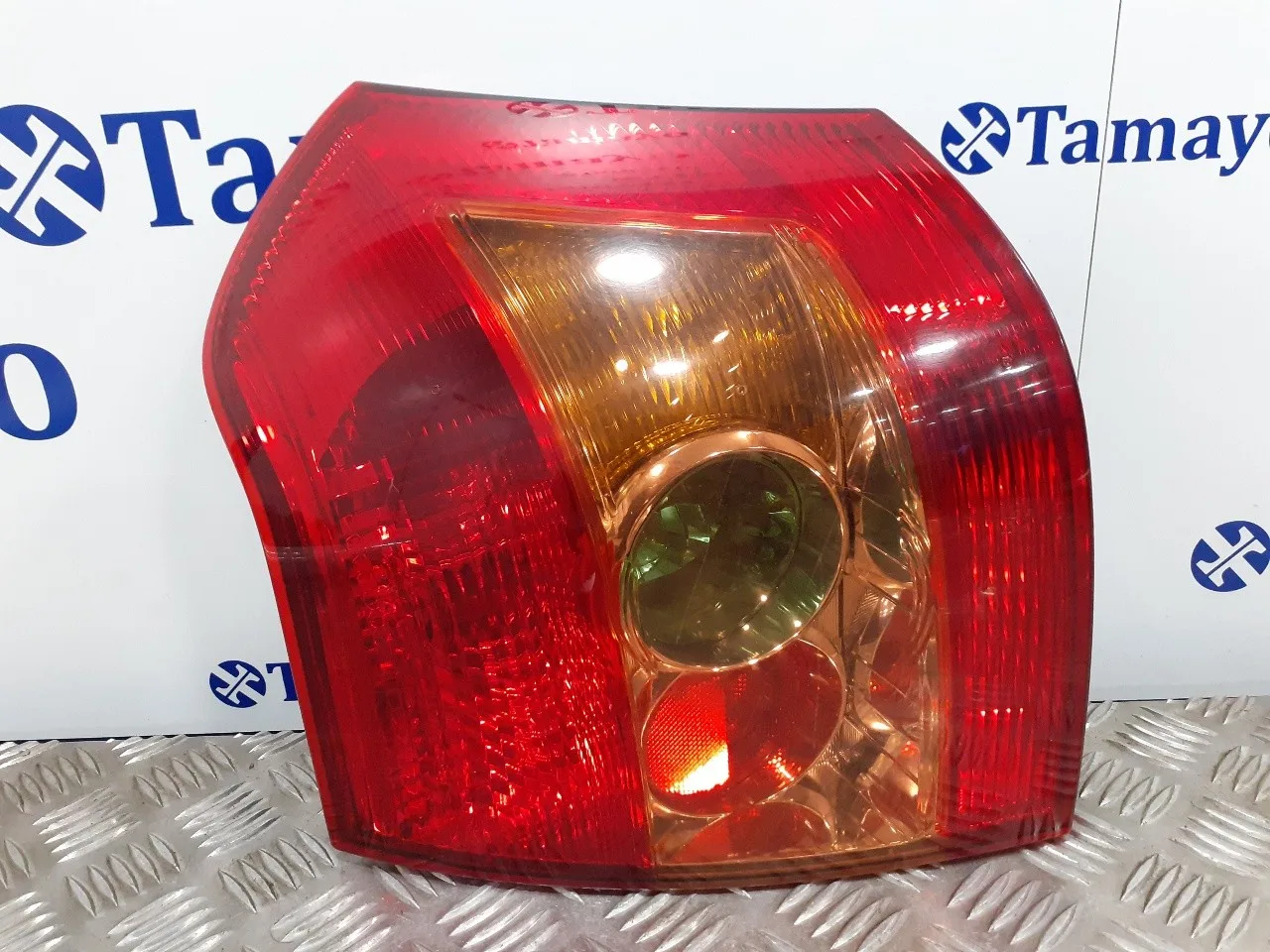 Piloto Trasero Izquierdo para Toyota Corolla (E12)