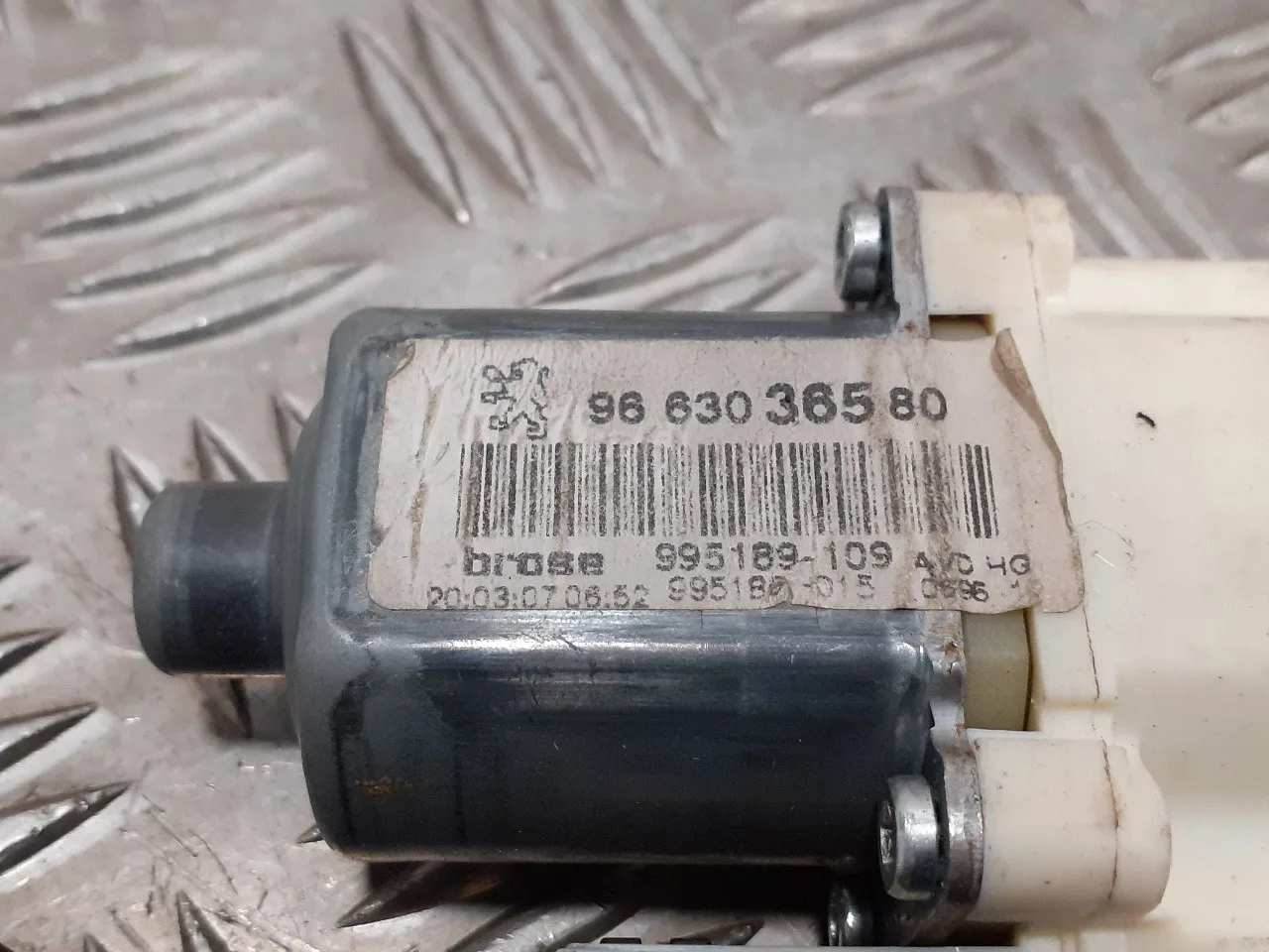 Motor Elevalunas Delantero Derecho para Peugeot 407
