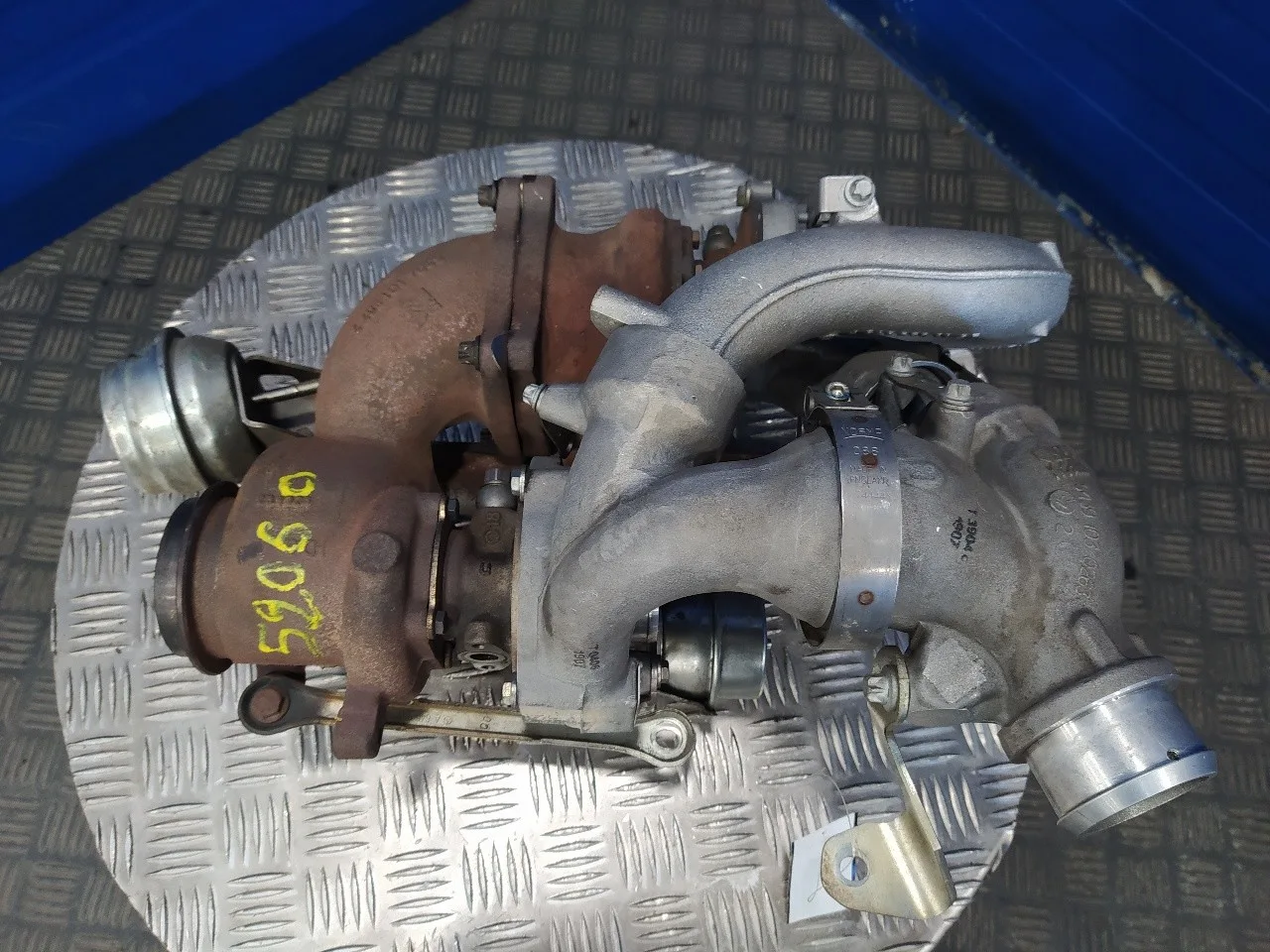 Turbo Reparacion para Mercedes-Benz Sprinterii Caja Cerrada (Desde 01.06)