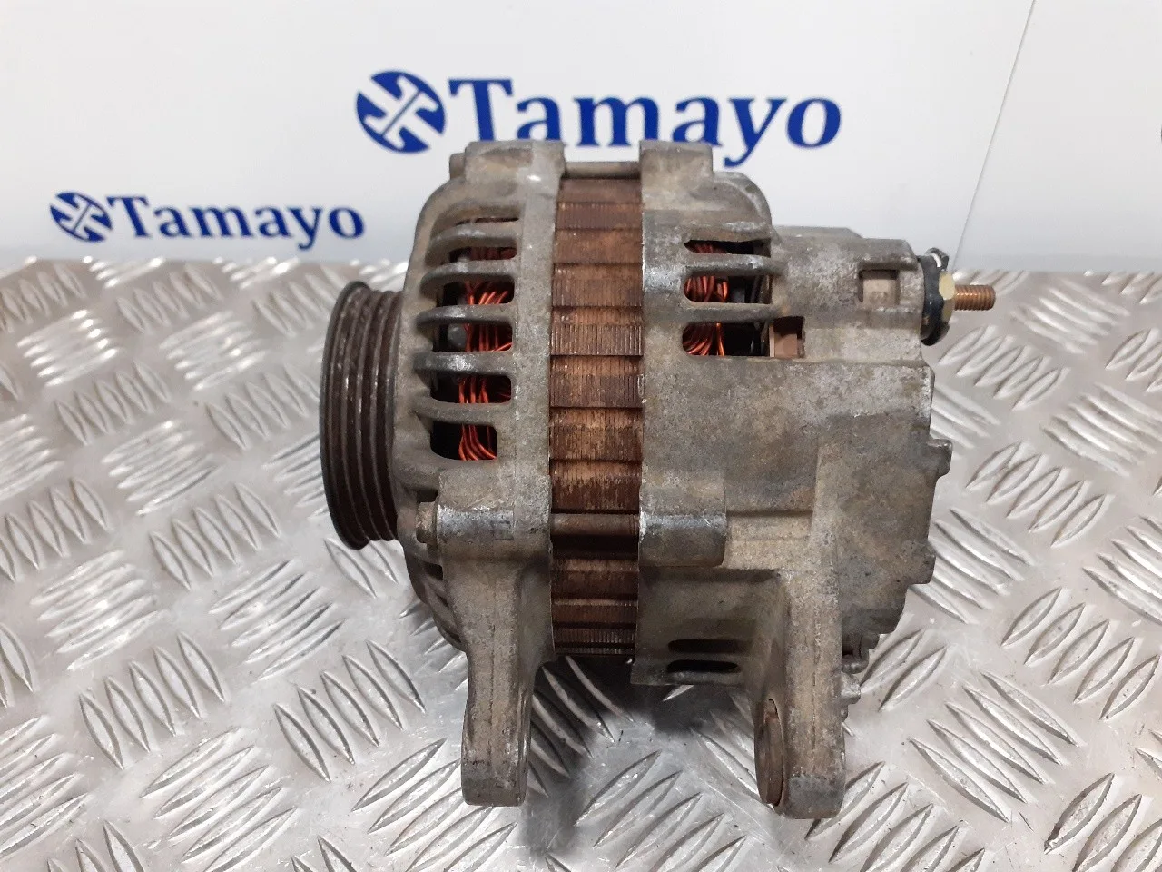 Alternador para Mitsubishi Lancer Berlina (C60A/C70A)