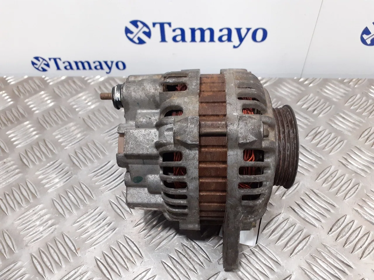 Alternador para Mitsubishi Lancer Berlina (C60A/C70A)