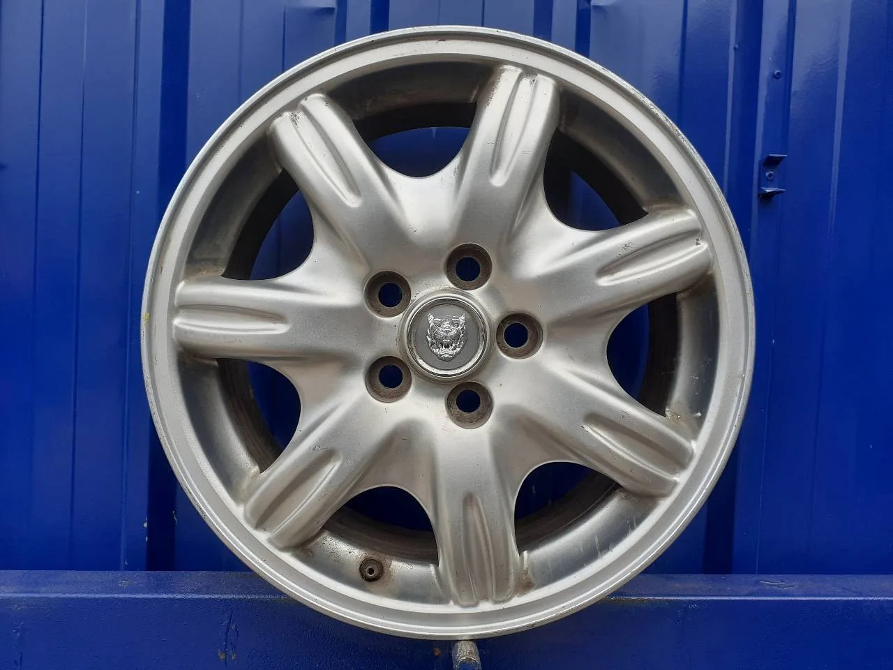 Llanta para Jaguar S-Type