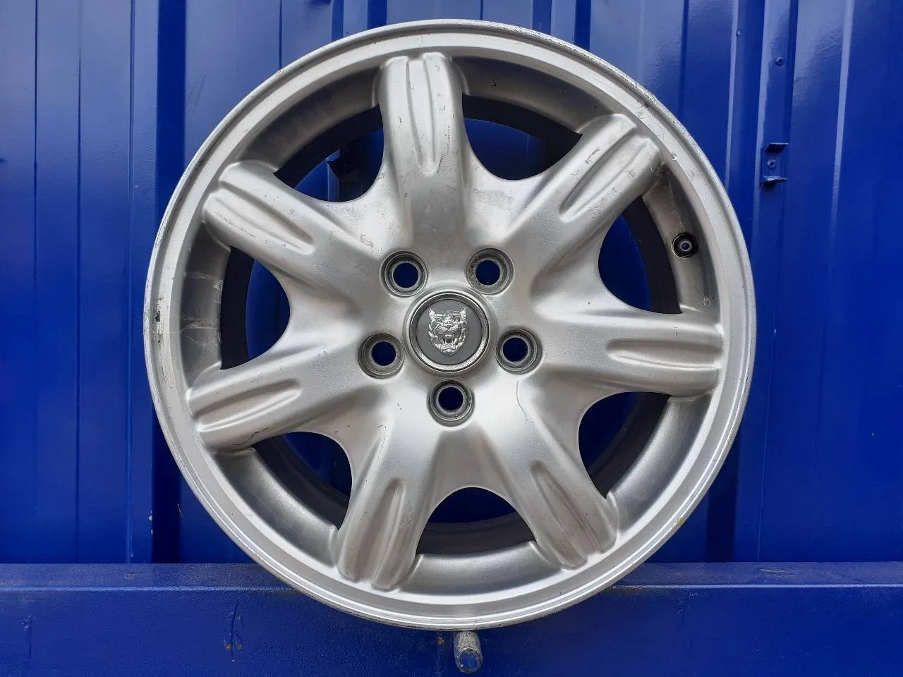 Llanta para Jaguar S-Type