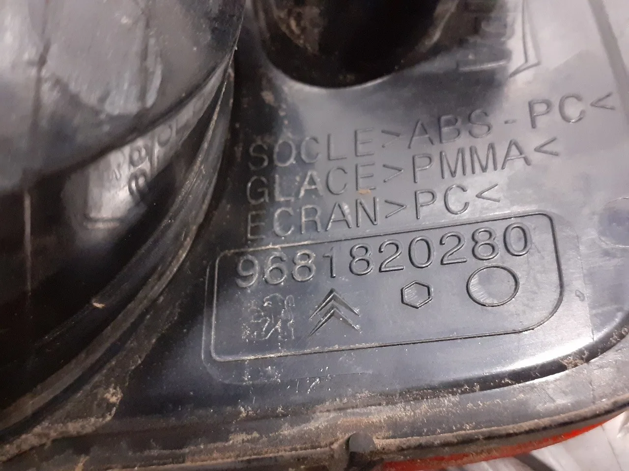 Faro Antiniebla Trasero Izquierdo para Citroën C3 Picasso