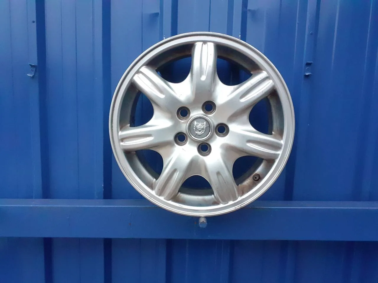 Llanta para Jaguar S-Type