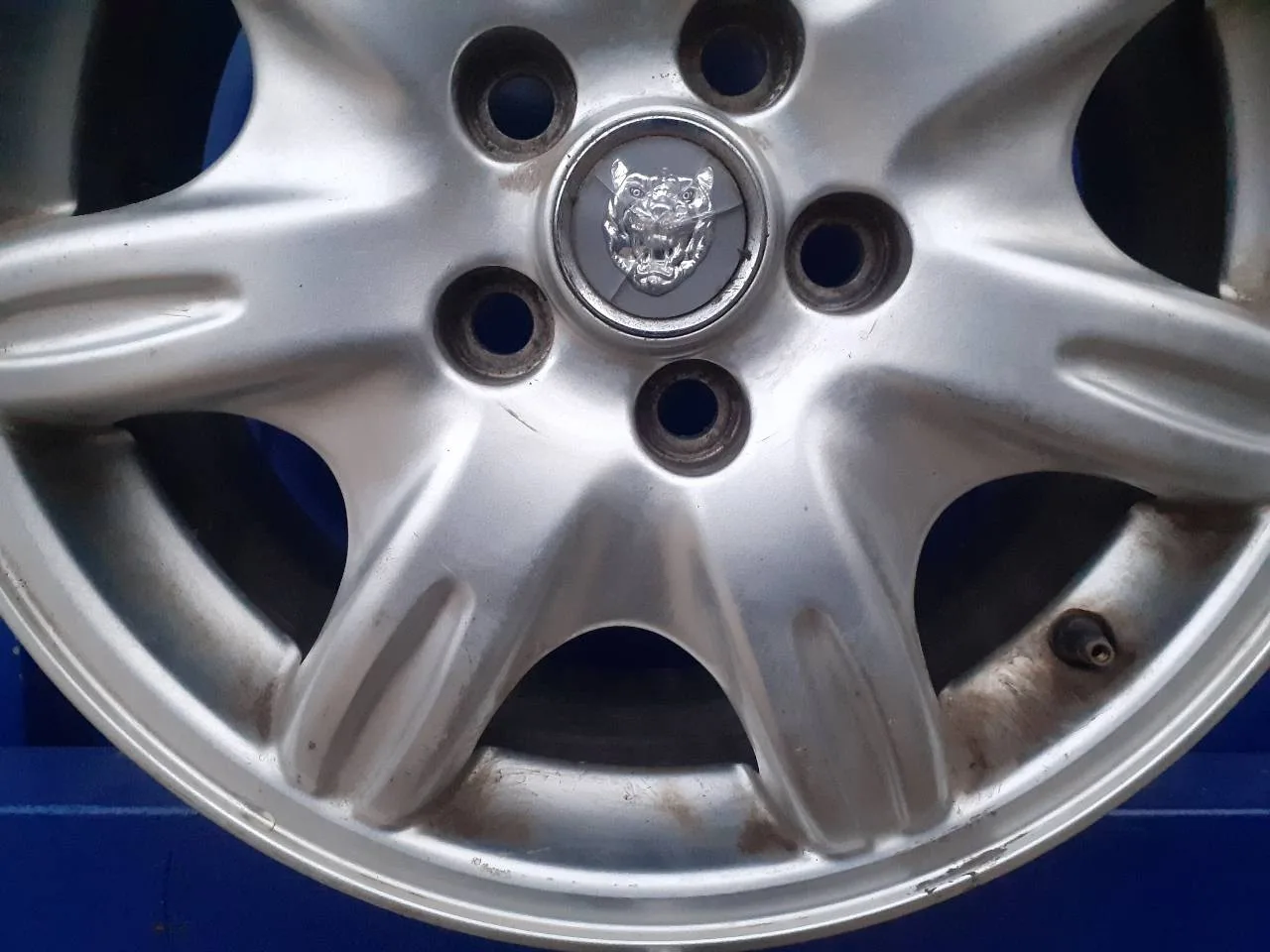 Llanta para Jaguar S-Type