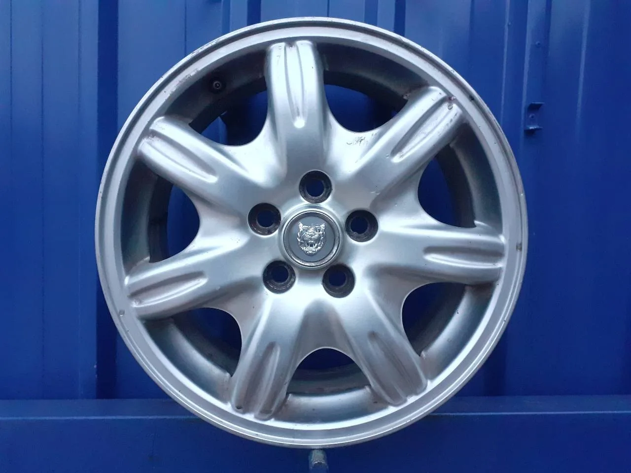 Llanta para Jaguar S-Type
