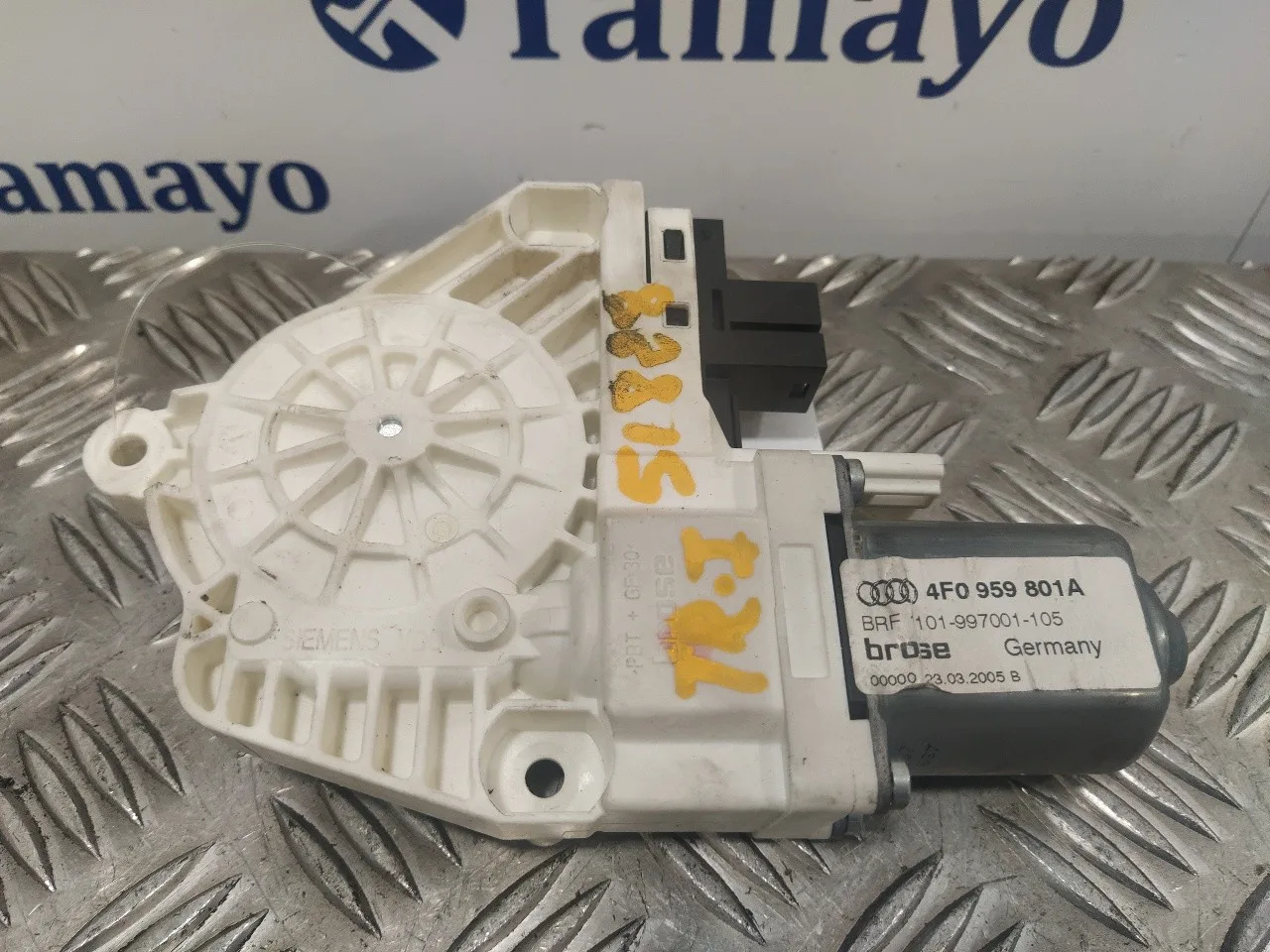 Motor Elevalunas Trasero Izquierdo para Audi A6 Berlina (4F2)