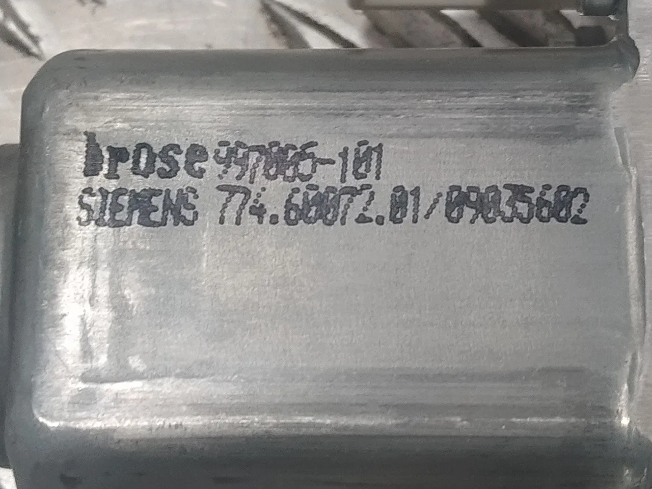 Motor Elevalunas Trasero Izquierdo para Audi A6 Berlina (4F2)