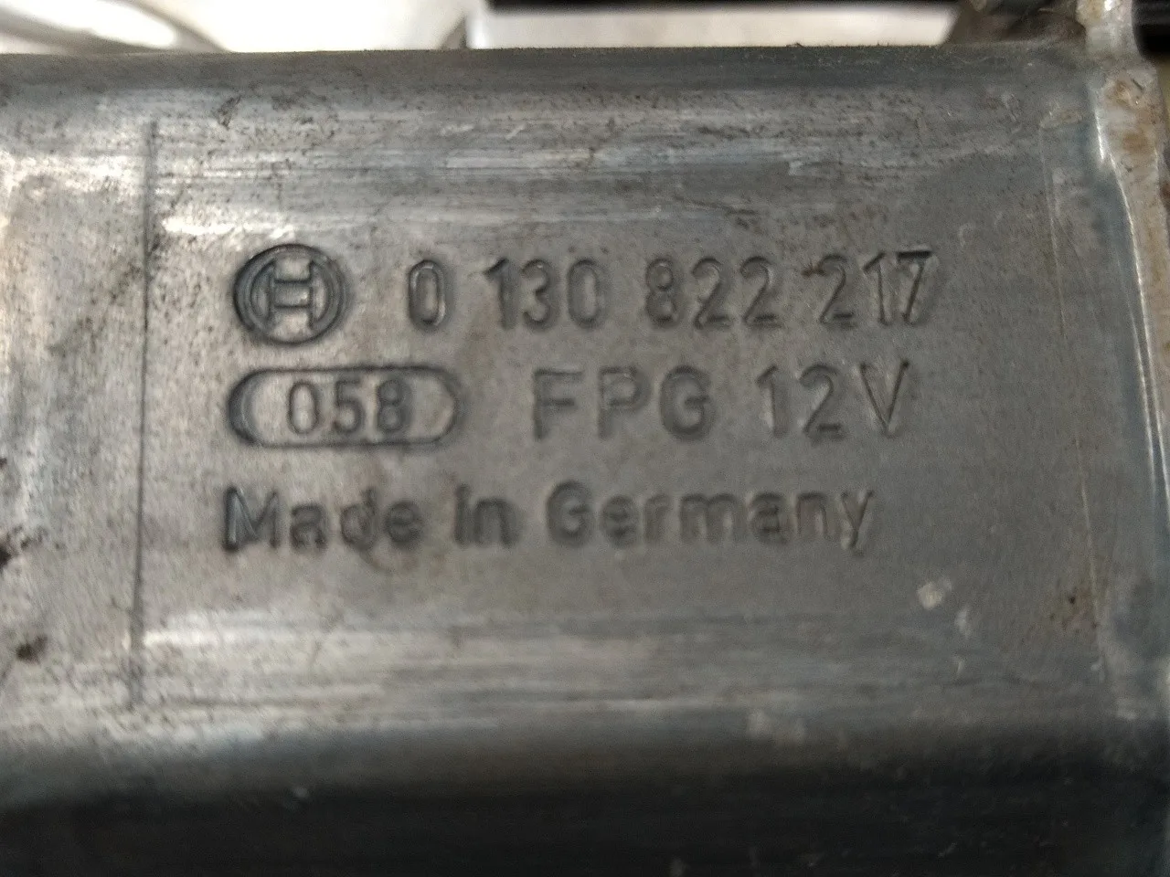Motor Elevalunas Delantero Izquierdo para Ford Focus Berlina (Cap)