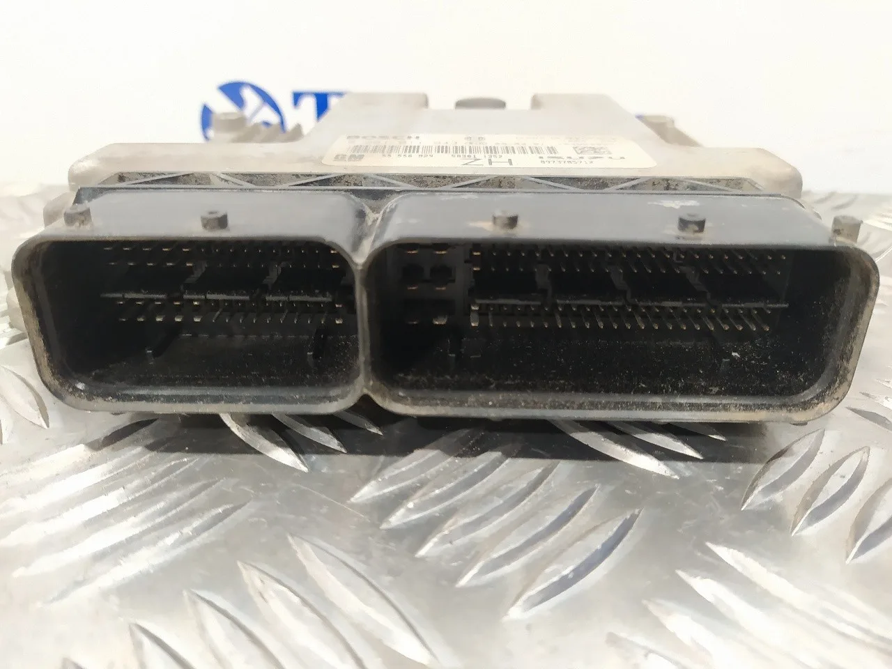 Centralita Motor Uce para Opel Astra Gtc