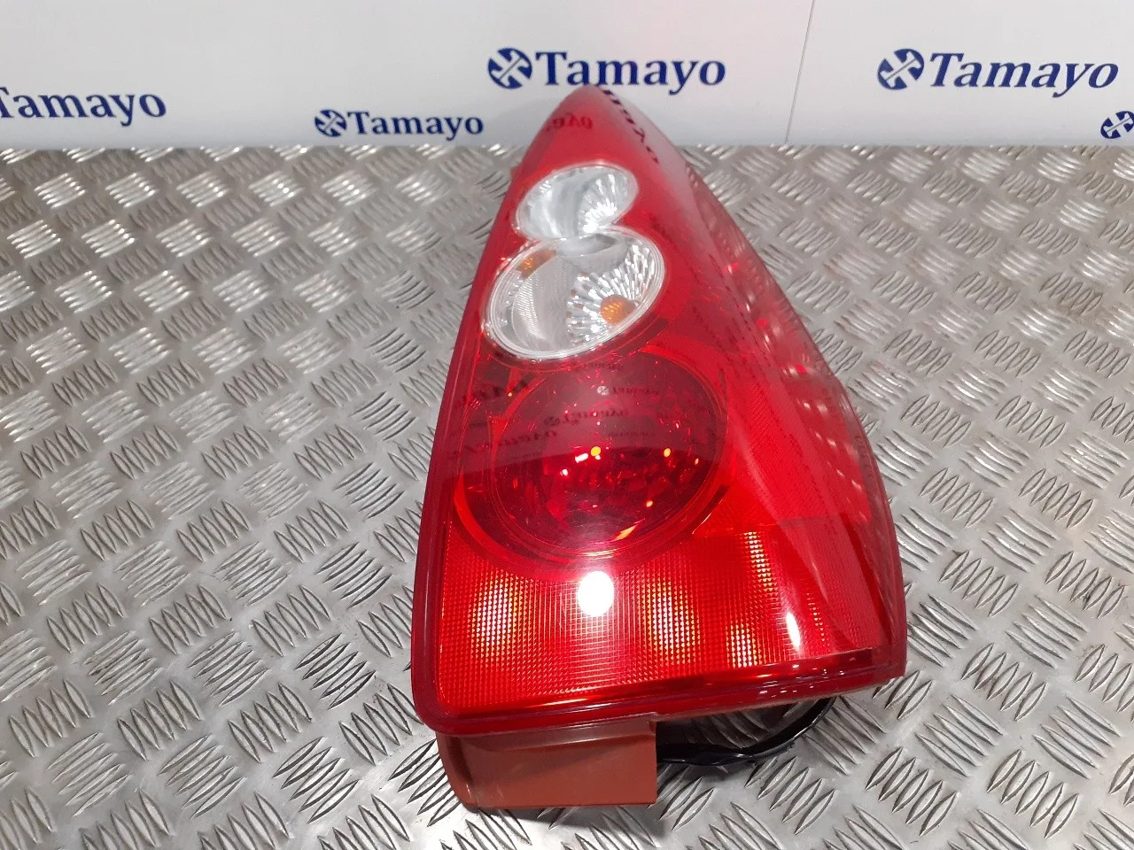 Piloto Trasero Derecho para Mazda 5 Berl. (Cr)