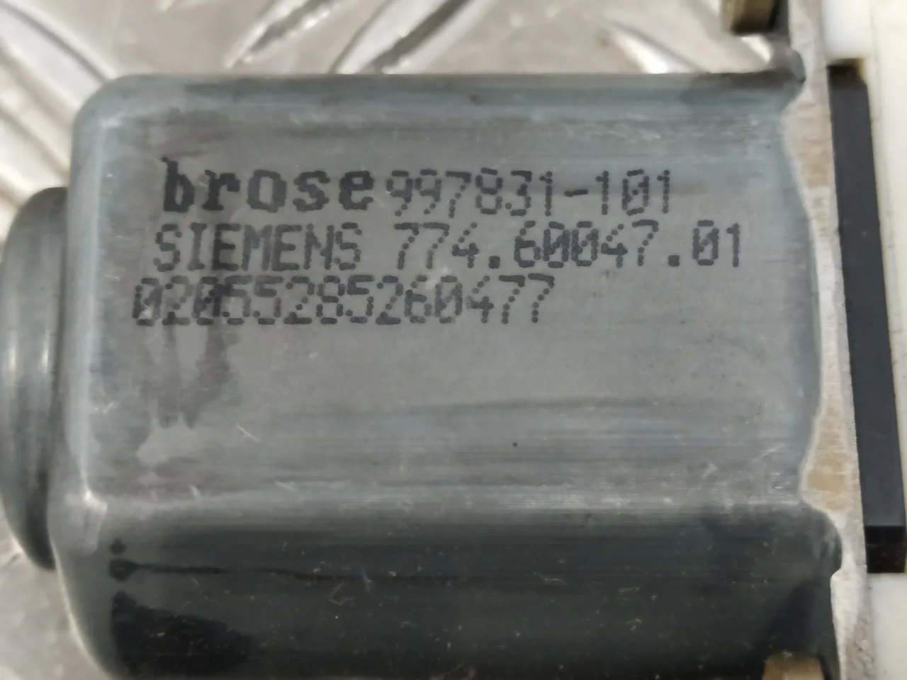 Motor Elevalunas Delantero Derecho para Citroën C4 Berlina