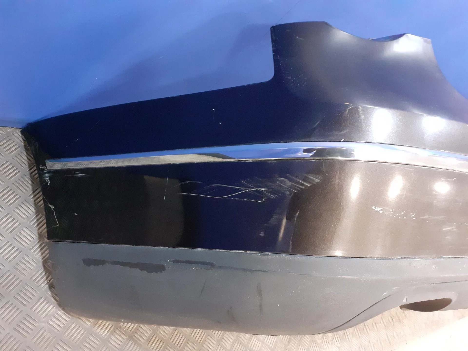 Paragolpes Trasero para Volkswagen Passat Berlina (3C2)
