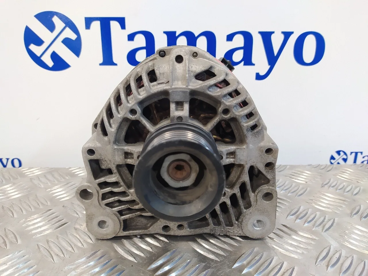 Alternador para Volkswagen Polo Berlina (6N1)