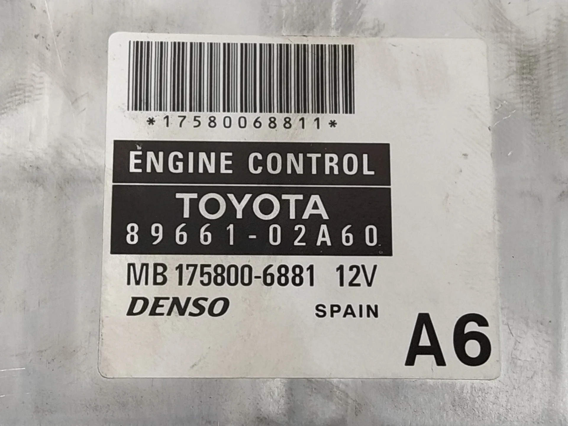 Centralita Motor Uce para Toyota Corolla (E12)