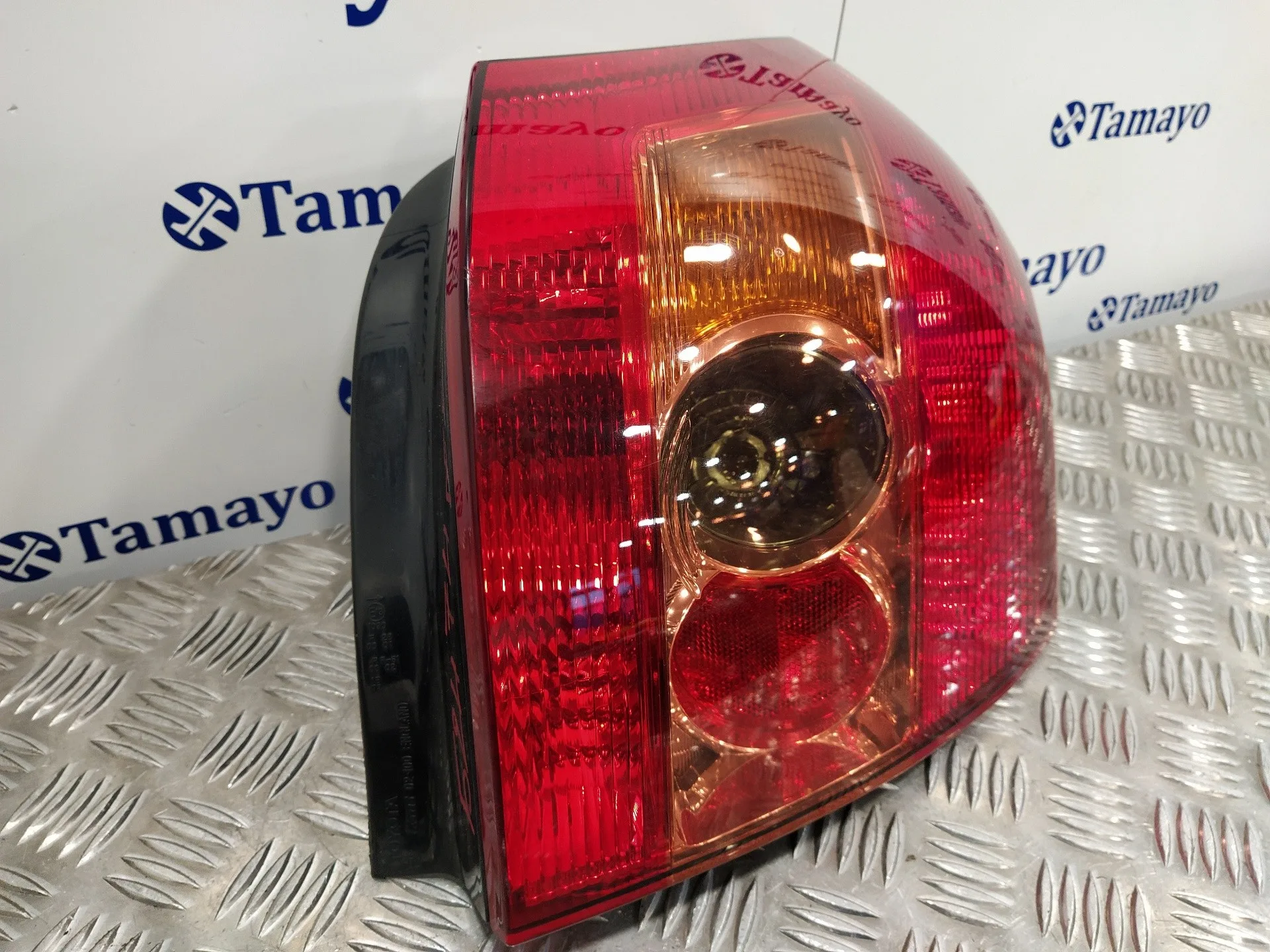 Piloto Trasero Derecho para Toyota Corolla (E12)