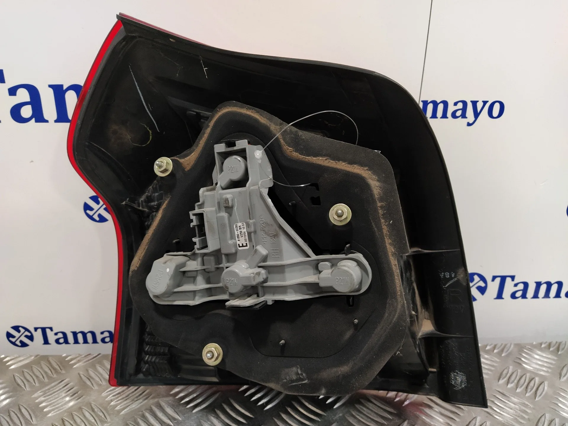 Piloto Trasero Derecho para Toyota Corolla (E12)