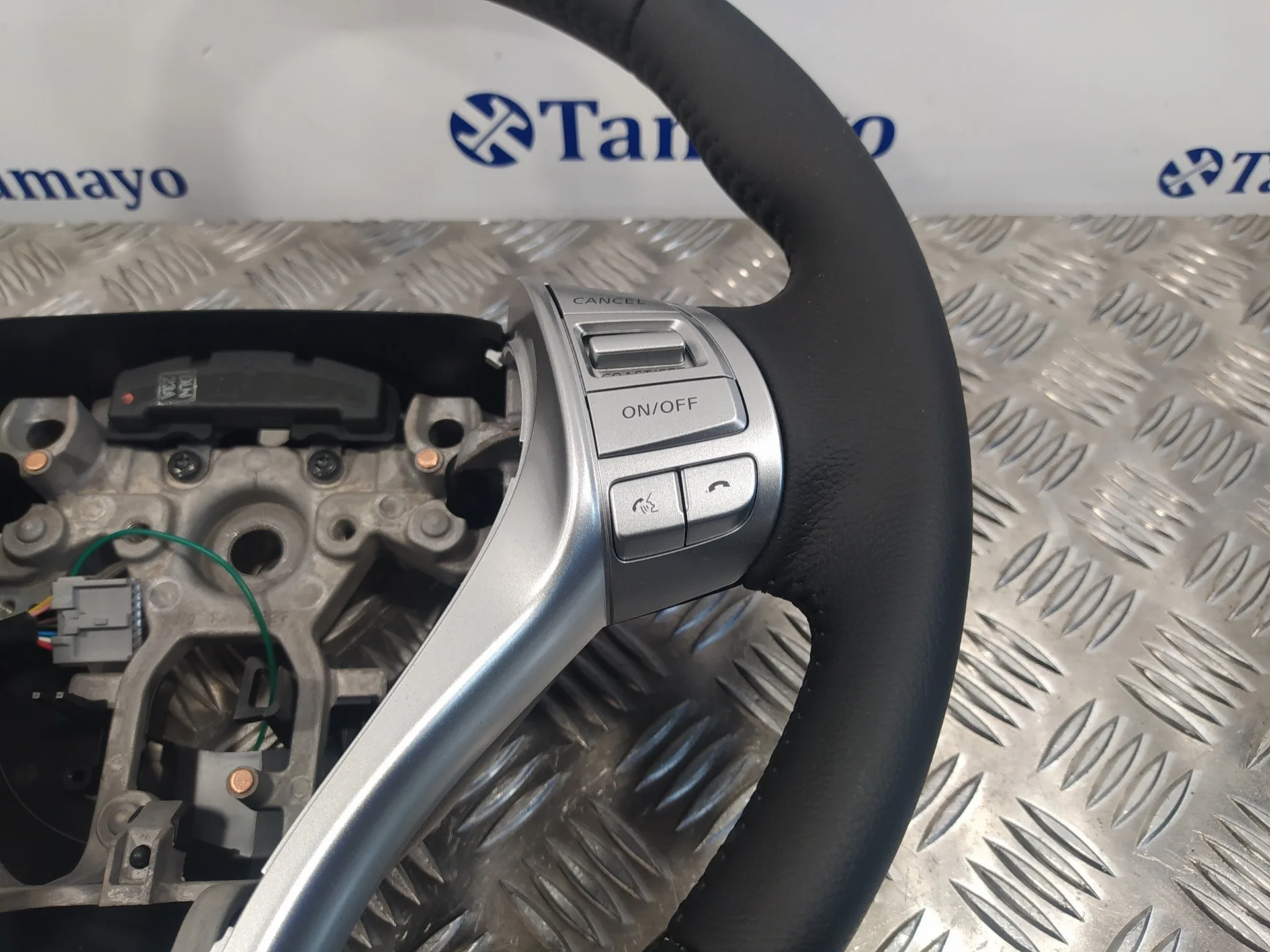 Volante para Nissan Qashqai (J11)