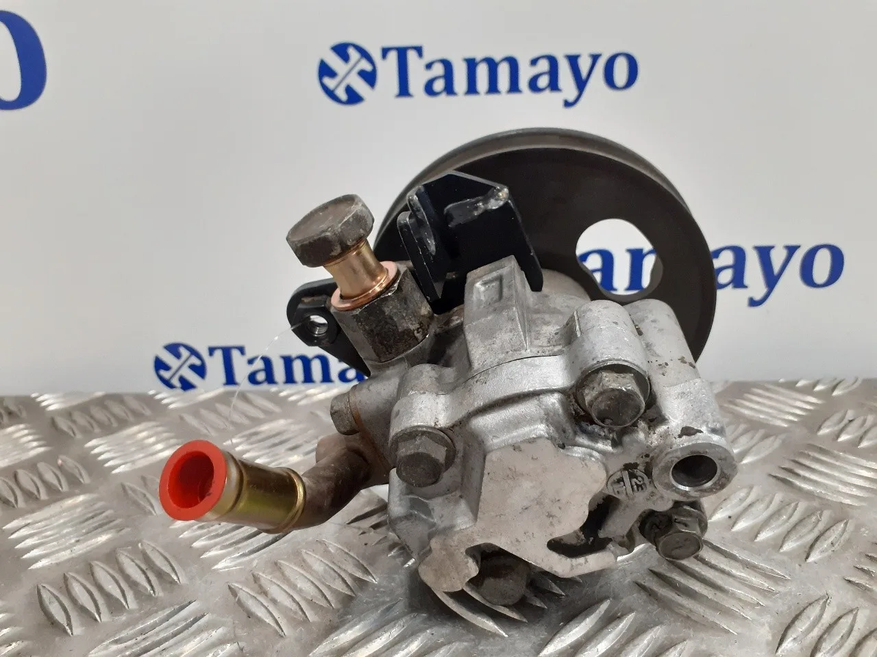 Bomba Servodireccion para Nissan Serena (C23M)