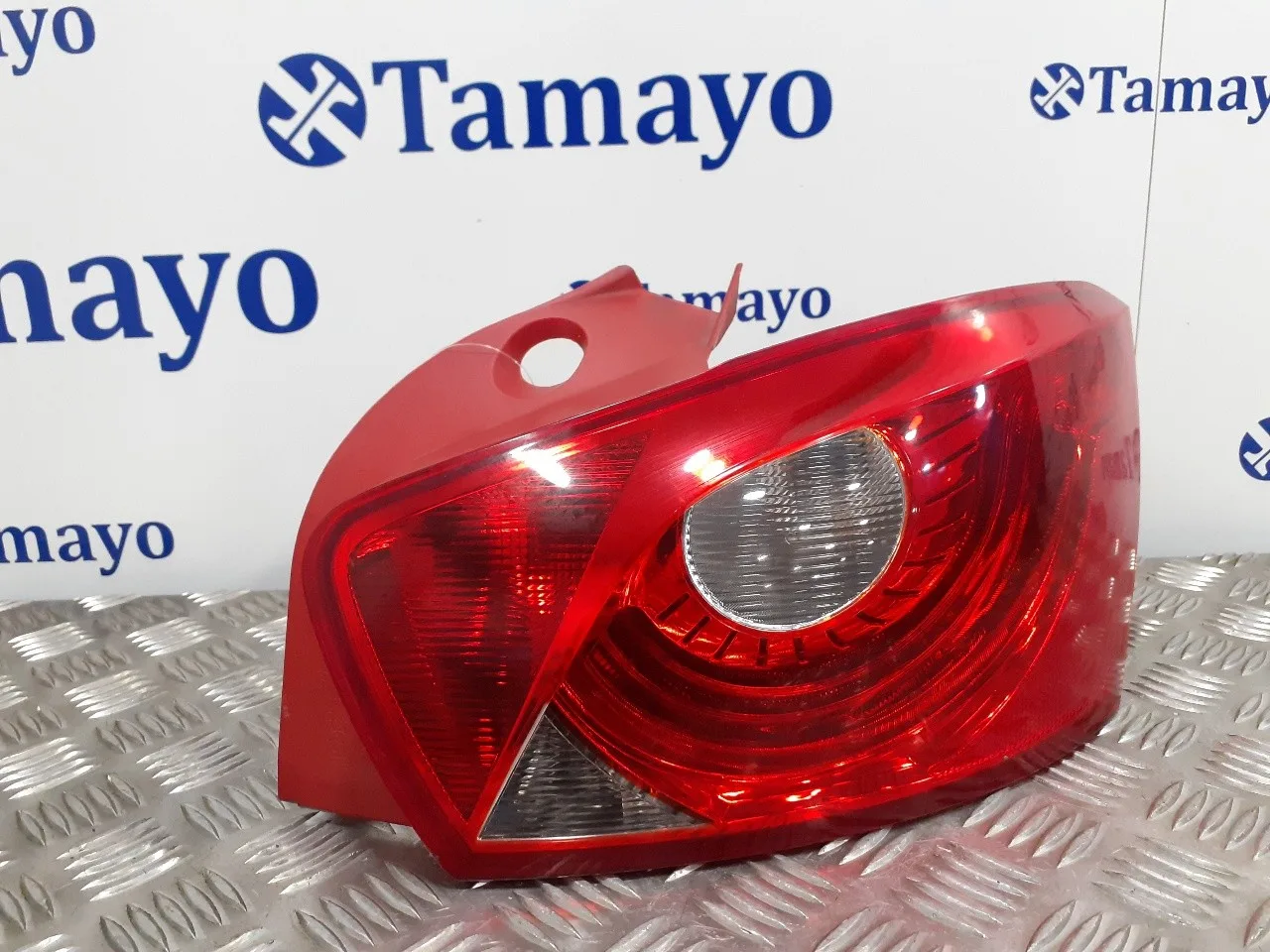 Piloto Trasero Derecho para Seat Ibiza (6J5)